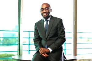 Lire la suite à propos de l’article L’Ivoirien Joël Hounsinou nommé directeur général de Camrail, le transporteur ferroviaire camerounais