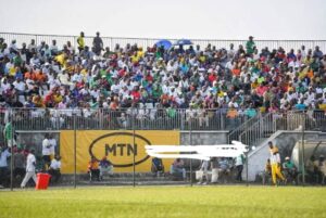 Lire la suite à propos de l’article MTN Elite One : Le Stade Mbappé Leppé génère plus de 2 millions de recettes