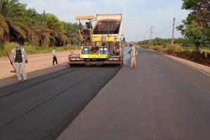 Lire la suite à propos de l’article Décentralisation : en sept ans, le ministère des Travaux publics a transféré 195 milliards FCFA de ressources aux Collectivités