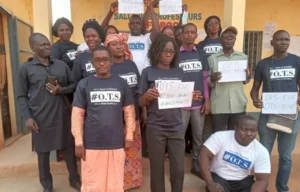Lire la suite à propos de l’article Cameroun : En colère, les enseignants lancent une grève générale