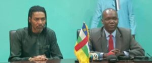 Lire la suite à propos de l’article RCA : Rigobert Song rentre à Yaoundé sans signer contrat avec la FCF
