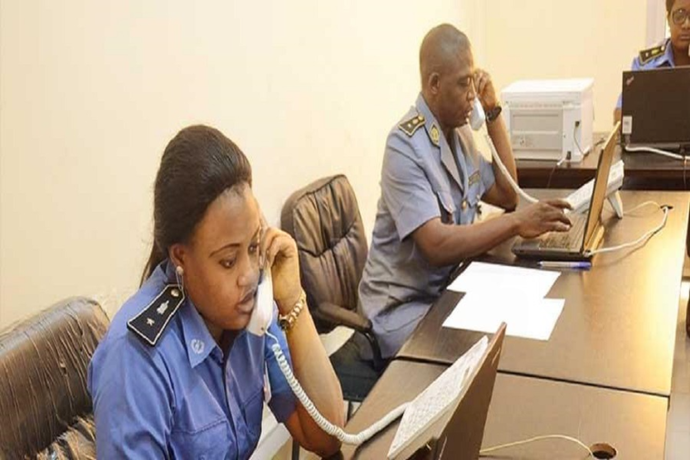 Lire la suite à propos de l’article CNI en 48 heures : Le nouveau système en vigueur dès ce lundi 17 février au Cameroun