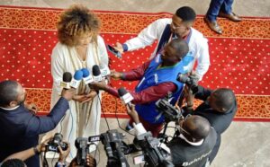 Lire la suite à propos de l’article Assemblée Nationale : Nourane Foster dénonce l’ouverture d’une session sur fond de campagne pour BIYA